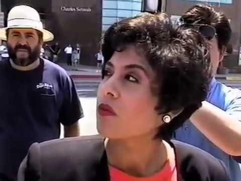 Jesse Lee Peterson Shuts Down Univision Reporter 'Are You Racist?'